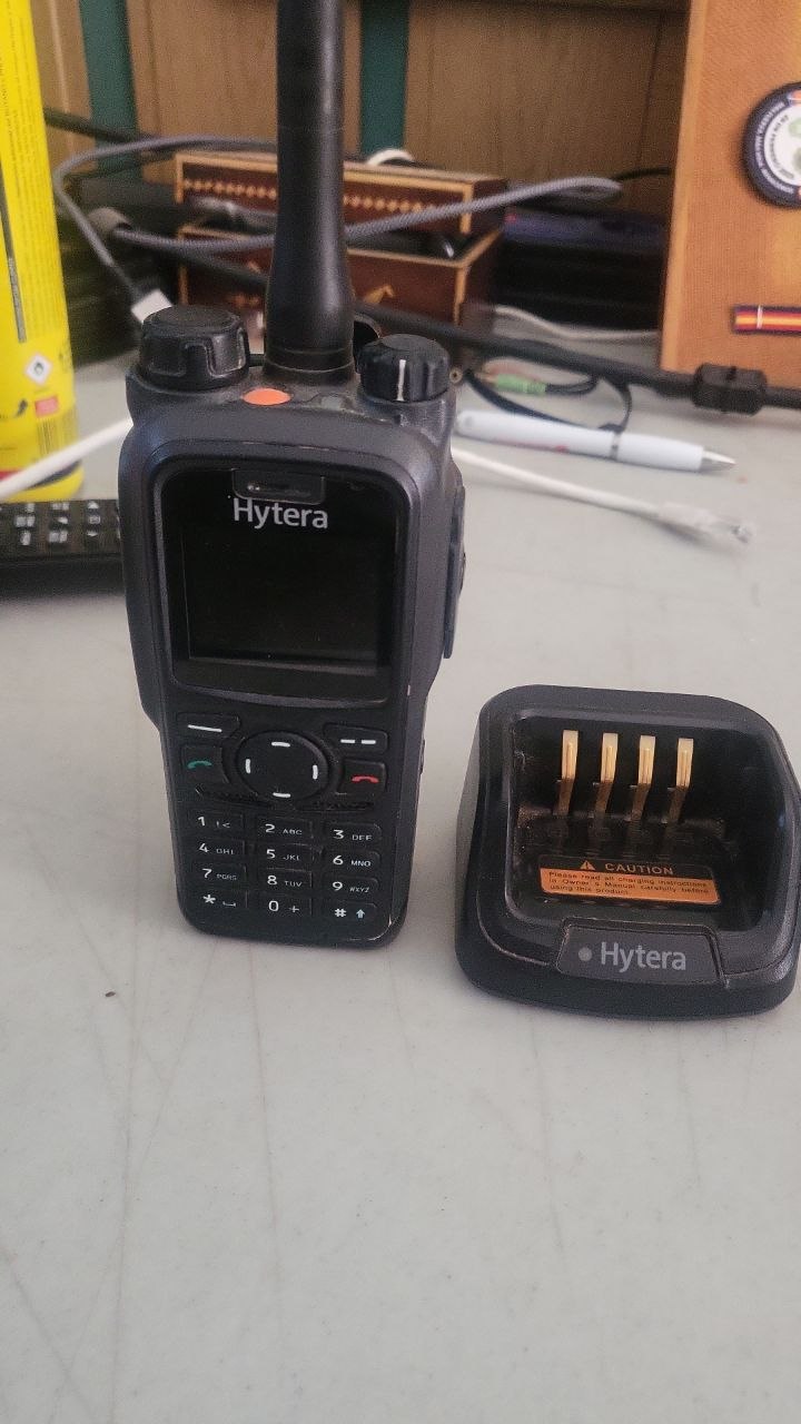 Hytera    Tetra